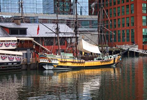 Boston Tea Party Ships & Museum