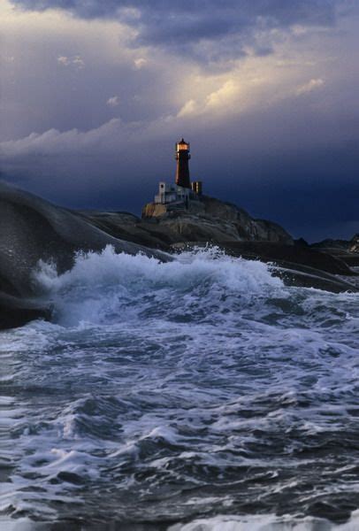 17 Best images about Norwegian Lighthouses on Pinterest | Built ins ...