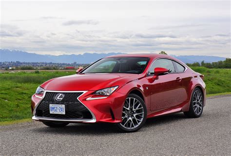 First Drive - Lexus IS200T Review - Pro Street Online