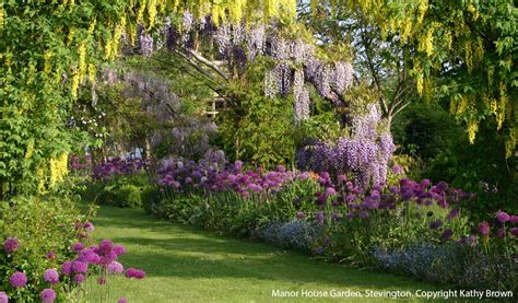 Kathy Brown's Garden at the Manor House - Experience Bedfordshire