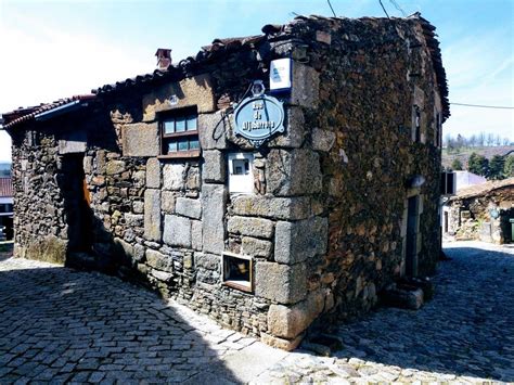 Aldeia Sabugal, Rua de Aljubarrota Portugal, Rural House, Architecture Drawing, Sidewalk, Road ...