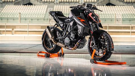 2015 - 2016 KTM 1290 SUPER DUKE R ABS - Gallery | Top Speed