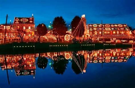 Koziar's Christmas Village. Must go here with someone ;) Three Village, Pinterest Images, Time ...