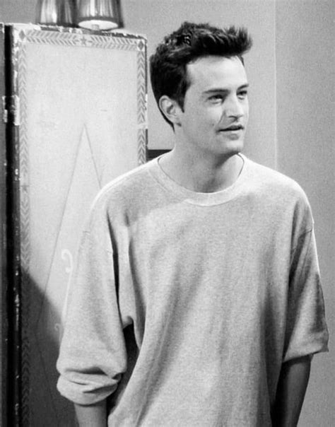 Friends | Chandler friends, Friends tv, Chandler bing