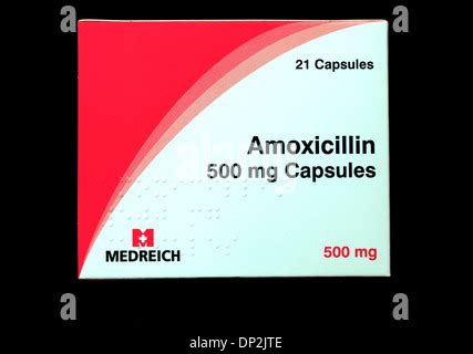 500mg Amoxicillin antibiotic tablets Stock Photo - Alamy