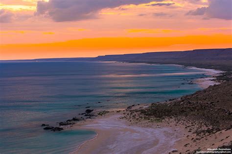 Beach in Golubaya Bay – a wonderful site on the Caspian coast · Kazakhstan travel and tourism blog