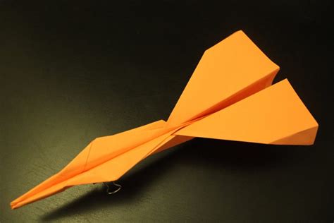 16 Best Paper Airplane Designs