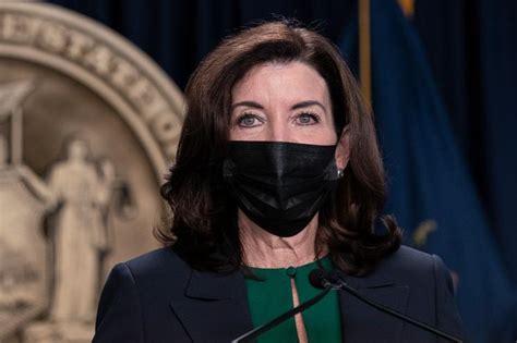 Kathy Hochul appears to soften on 'mask or vax' mandate