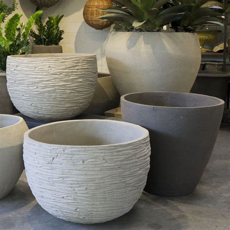 Large Modern Clay Planter | Inner Gardens