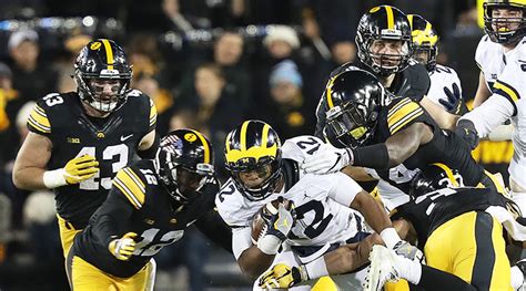 5 Greatest Iowa vs. Michigan College Football Games of All Time ...