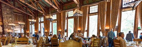 The Ahwahnee Dining Room | Yosemite National Park | TravelYosemite.com