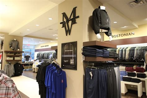 Men’s Wearhouse B&T Skews Toward Tailoring