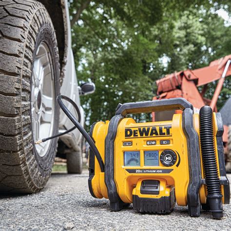 DeWALT® DWDCC020IB - 20V MAX™ 20 V Corded/Cordless Air Compressor