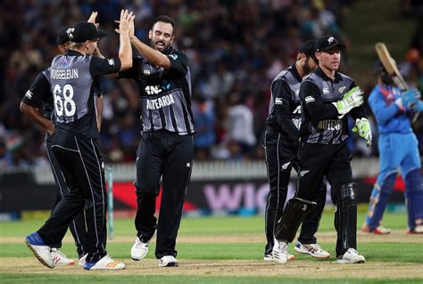 India vs New Zealand 3rd T20I Live Cricket Score, IND vs NZ live match ...