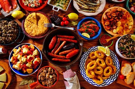 Tapas De L'espagne Mélange Des Plus Populaires | Photo Premium