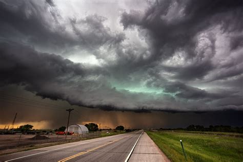 Some Scary Looking Clouds rolling in with a line of severe storms near Holyoke, Colorado, May 27 ...