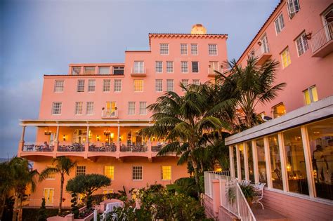 Beautiful, historic La Valencia Hotel in La Jolla, California. Nicknamed "The Pink Lady ...