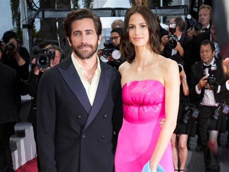 Jake Gyllenhaal & Girlfrend Jeanne Cadieu Looked All Loved Up in a Very Rare Appearance Together ...