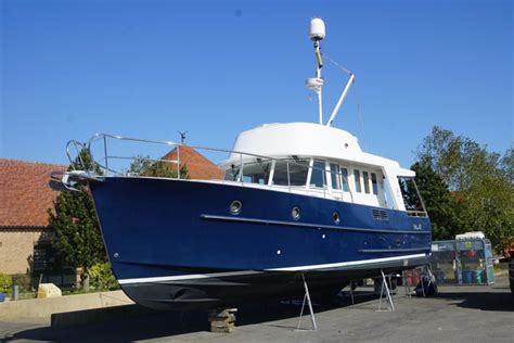 Beneteau Swift Trawler 42 7435389 – Burton Waters Boat SalesBurton Waters Boat Sales