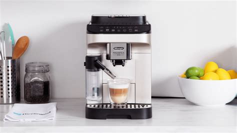 De'Longhi Magnifica Evo Review: A personal, countertop barista - Reviewed