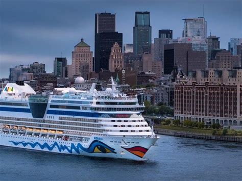 The port - Montréal - Cruise Quebec & Canada New England