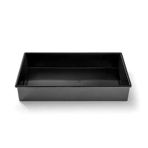 Calphalon Signature Nonstick Bakeware 9x13-inch Rectangle Cake Pan - Walmart.com - Walmart.com