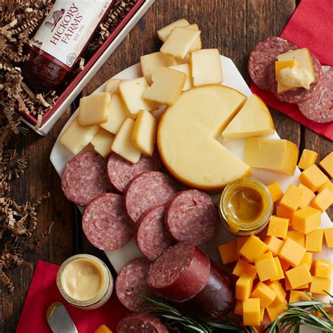 Summer Sausage and Cheese Gift Box | Hickory Farms