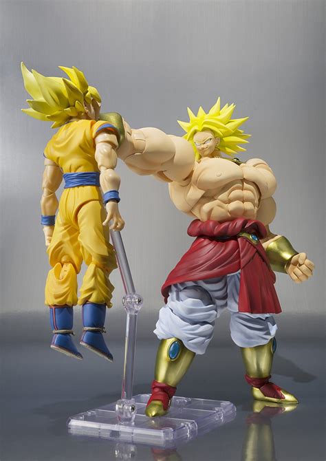 Bandai Tamashii Nations Dragon Ball SH Figuarts Broly Legendary Super Saiyan Toy Figure Review