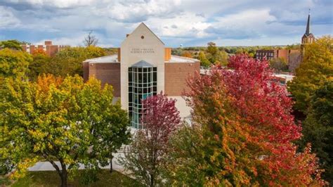 St. Norbert College receives nearly $1 million grant for STEM initiative | WLUK