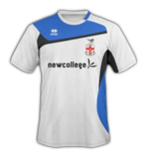 Redditch United 2010-11 Away Kit