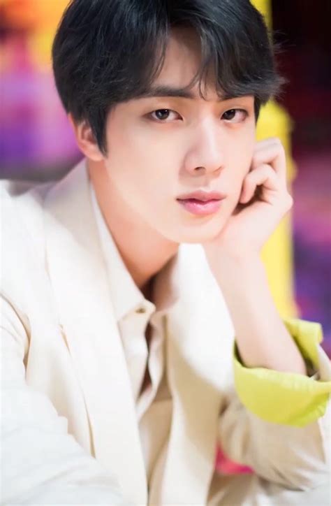 File:Jin for Dispatch "Boy With Luv" MV behind the scene shooting, 15 ...
