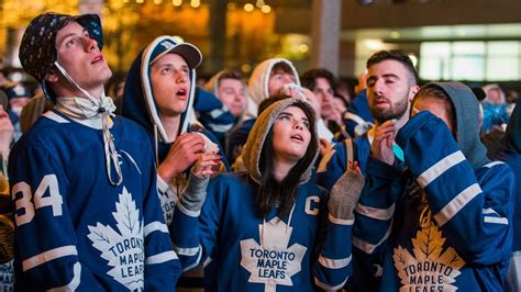 Maple Leafs fans come in 1st by far in recent survey! - Leafs Feed