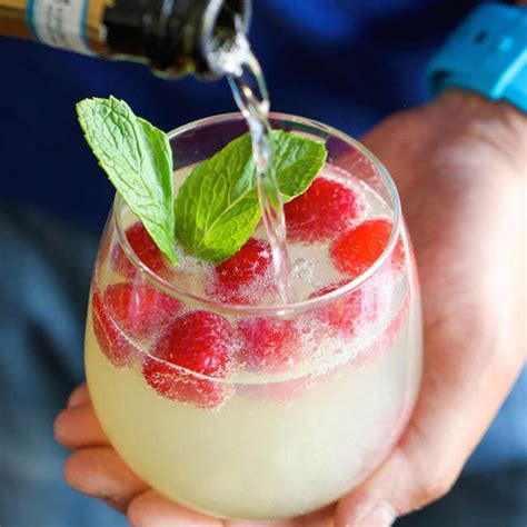 21 Wine-Based Cocktails You Need at your Next Party | Yummy drinks, Food, Recipes