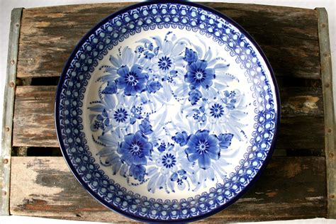 Unikat 214 Polish Pottery Blue White Floral Pattern Deep Pie