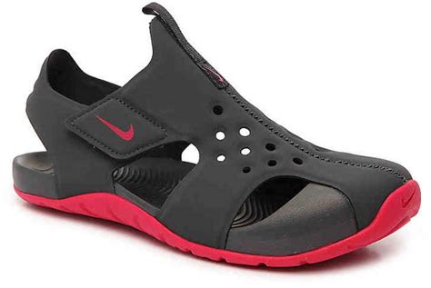 Nike Sunray Protect Sandals | Best Water Shoes For Kids | POPSUGAR ...