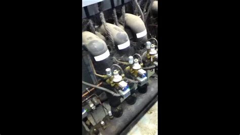 Hill Phoenix refrigeration system - YouTube