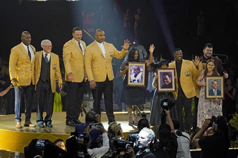 NFL Hall of Fame induction ceremony 2022: Richard Seymour, Dick Vermeil, Tony Boselli get ...