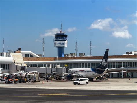 cancun-airport-plane-van-what-to-do-if-you-are-in-the-wrong-terminal-in ...