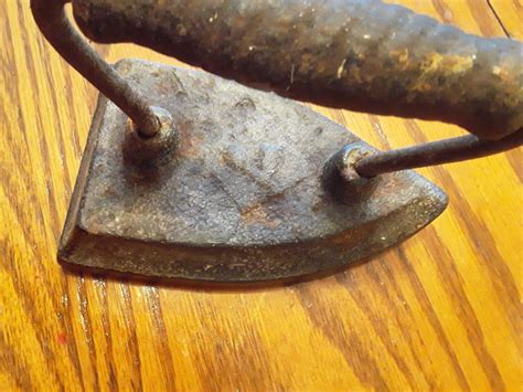 Antique Sad Iron / 7 Sad Iron - Etsy