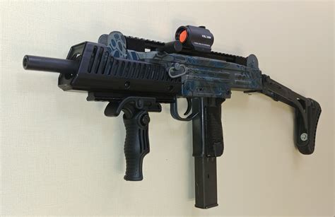 Pin auf UZI - Custom modification