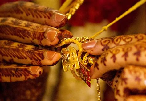 Goodbye Thaali - The New Wedding Tradition - Varnam MY