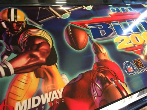 NFL Blitz 2000 Gold Edition Marquee – Arcade Marquee Dot Com