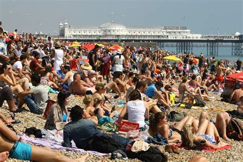 UK heatwave: forecasts, warnings and how to stay cool - Web Top News