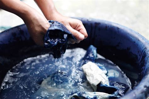 Shibori Dyeing Techniques – The Japanese Shop