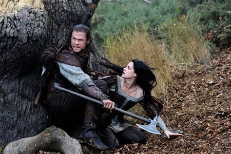 'Snow White And The Huntsman' Sequel Will Actually Be A Huntsman Spin ...