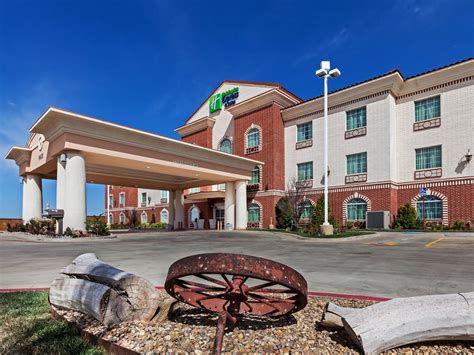 Holiday Inn Express & Suites Amarillo East Hotel by IHG