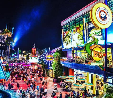 Parks After Dark: Top Things to Do in the Evenings at Disney Springs ...