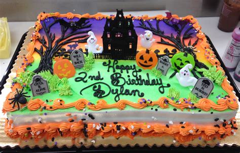 Haunted house cake | Halloween cake decorating, Halloween birthday cakes, Halloween cakes