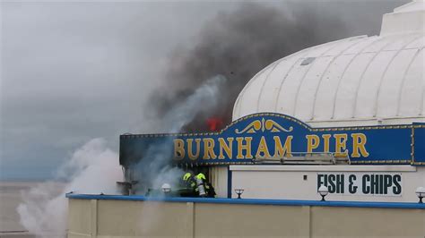 Burnham-On-Sea pier fire - YouTube