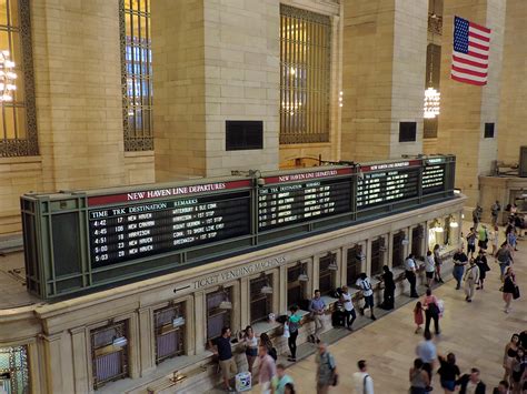 Grand Central Terminal + Times Square | New York City - girl about columbus